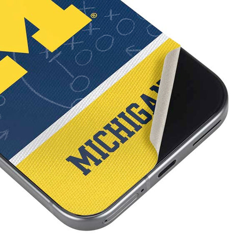 University of Michigan Jersey Split Google Pixel 9 Skin